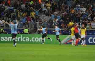 Fotos de Uruguai x Equador, no Mineiro
