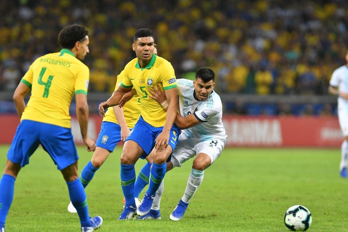 Fotos da vitria do Brasil sobre a Argentina, por 2 a 0, no Mineiro, pela semifinal da Copa Amrica; Gabriel Jesus e Firmino marcaram os gols da seleo em BH