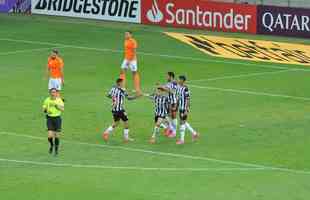 Fotos do jogo entre Atltico e La Guaira, da Venezuela, no Mineiro, em Belo Horizonte, pela ltima rodada do Grupo H da Copa Libertadores