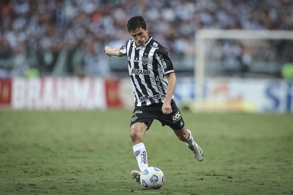 �dolo do River Plate, Nacho Fern�ndez chegou ao Galo em fevereiro de 2021 e custou R$ 32,2 milh�es