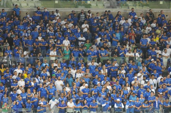 Torcida do Cruzeiro deu show mais uma vez e lotou o Mineiro na partida contra o CRB pela 11 rodada da Srie B