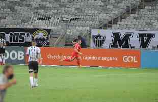 Jogo entre Atltico e Internacional, no Mineiro, terminou empatado por 2 a 2