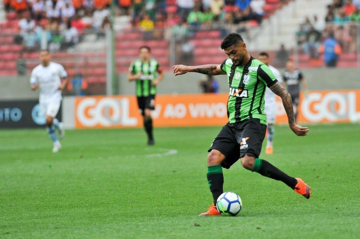 Fotos de América x Grêmio, neste sábado (20/10), no Independência, pela 30ª rodada do Campeonato Brasileiro