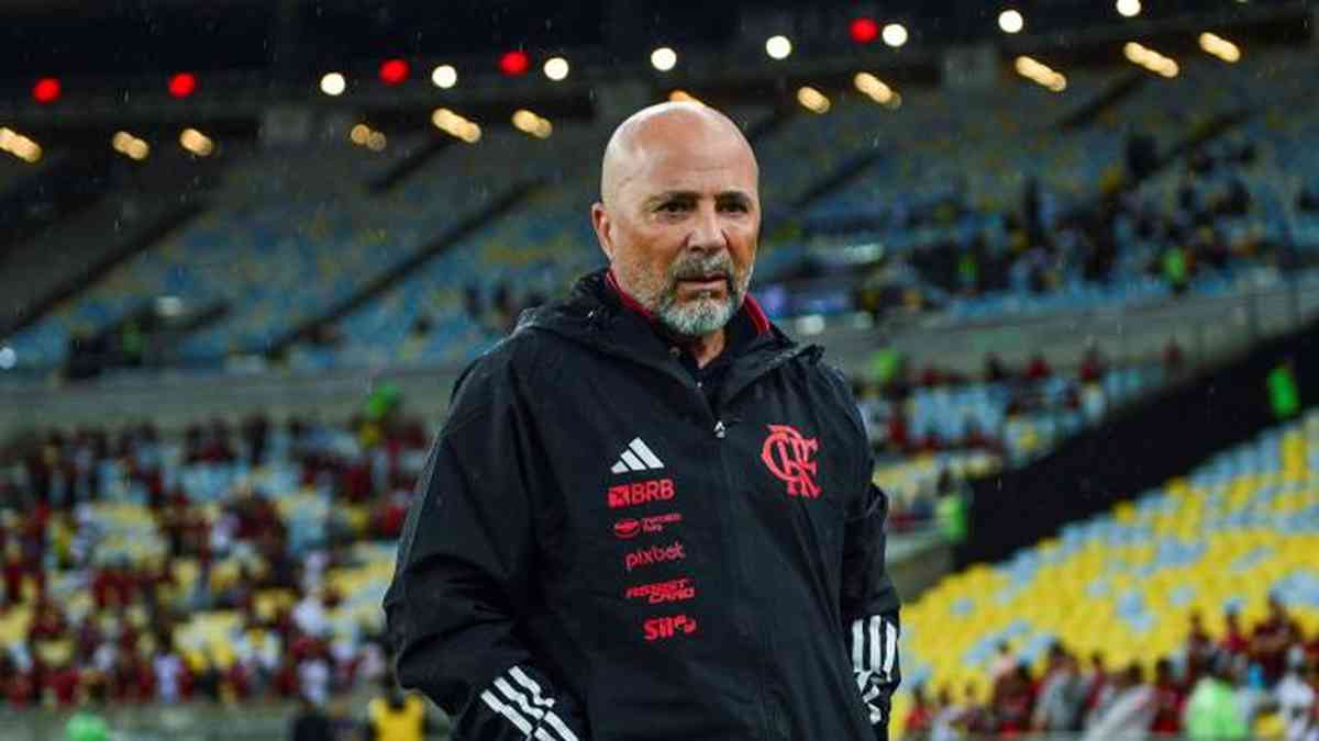 Bragantino dá show, goleia Flamengo e quebra sequência de Sampaoli