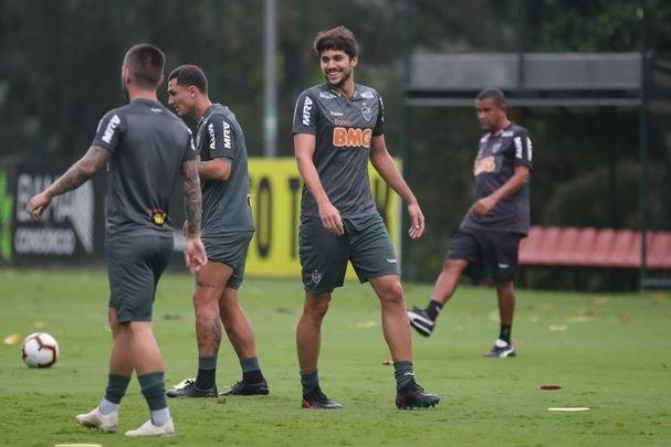 Jogadores do Atltico treinaram nesta tera-feira, vspera do jogo com o Defensor