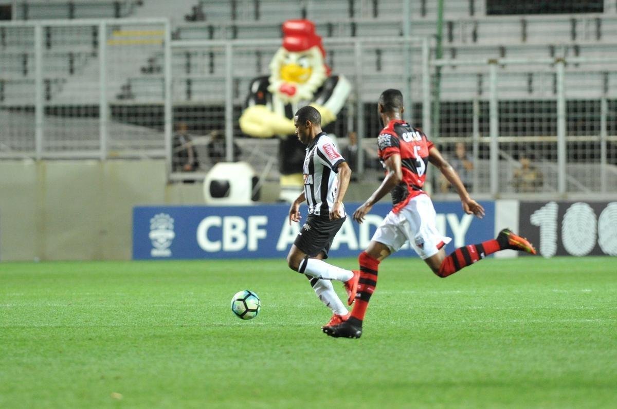 Galo recebeu o Atltico Goianiense, no Independncia, pela 33 rodada do Campeonato Brasileiro