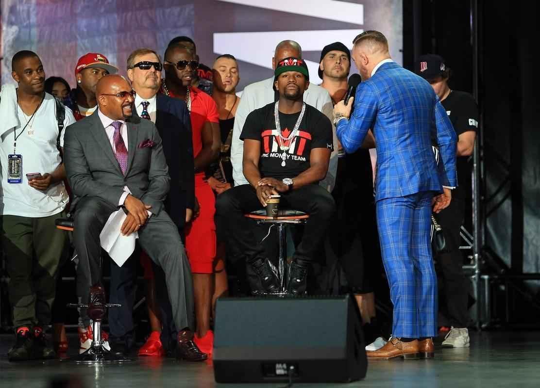 Floyd Mayweather e Conor McGregor tm segundo encontro, em Toronto, com muito falatrio