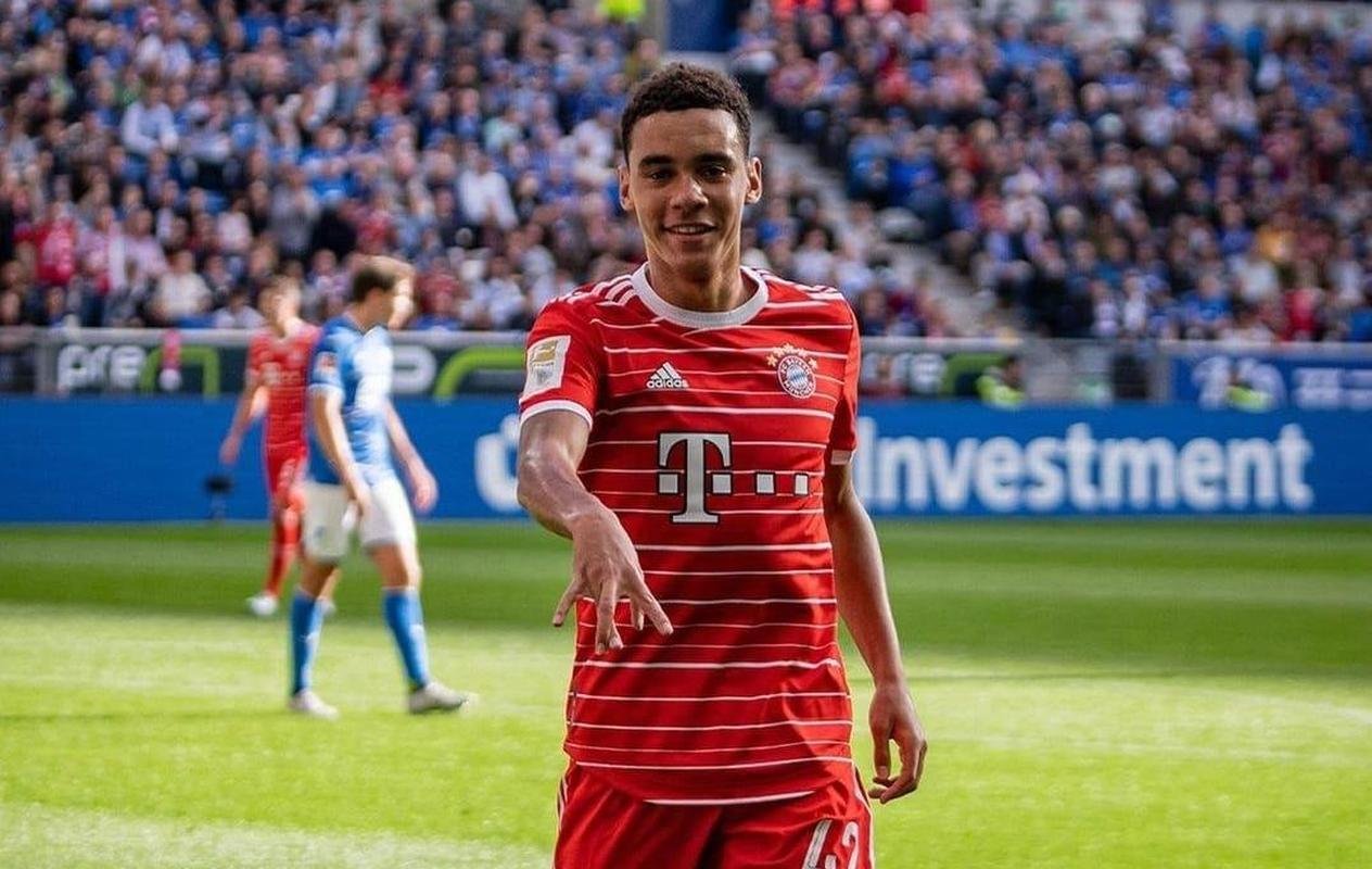 8. Musiala (R$ 827 milhes)
