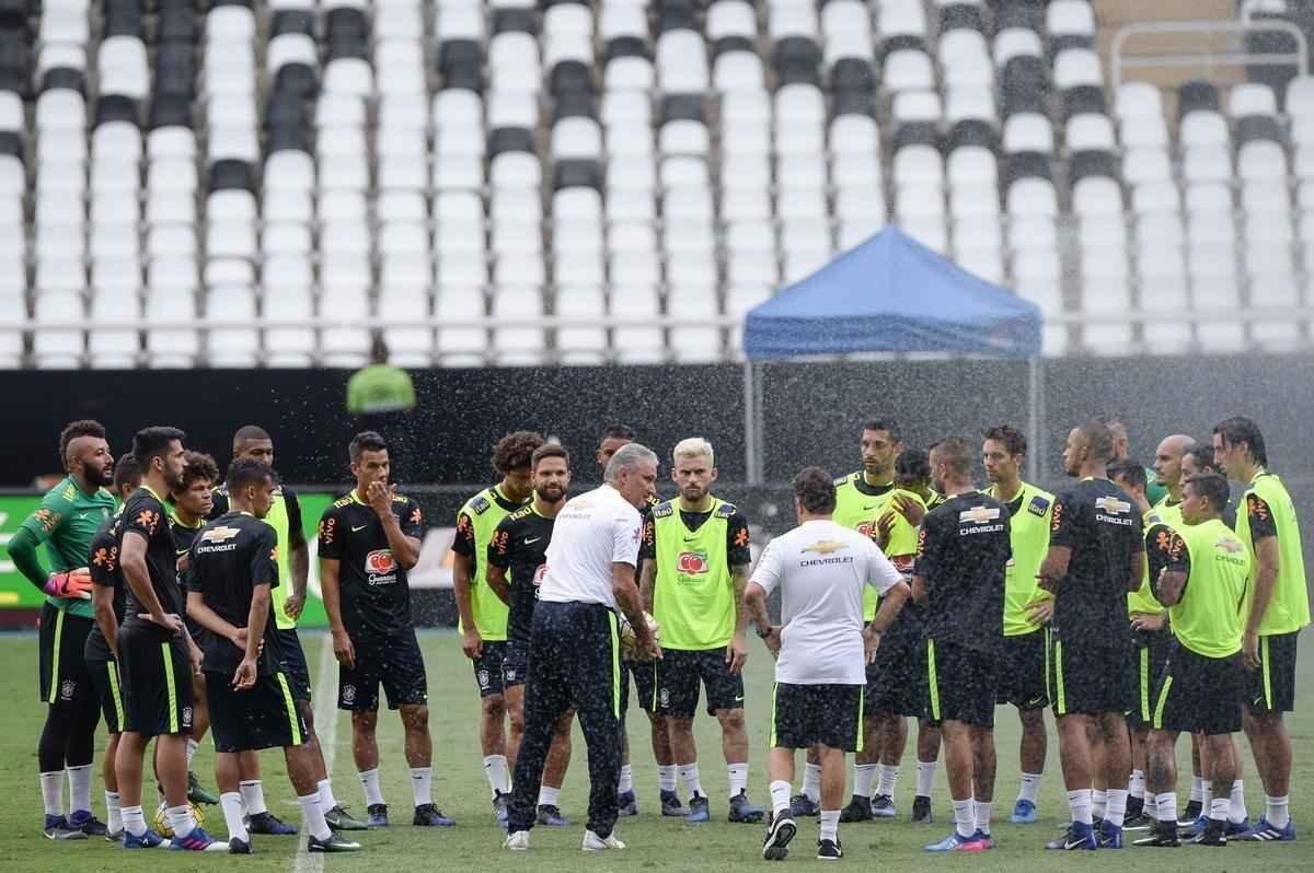 Treino da Seleo Brasileira no Engenho, no Rio de Janeiro, visando ao Jogo da Amizade