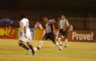 22 - Catanha - 2005 - 17 jogos / 5 gols - 0,29 por jogo