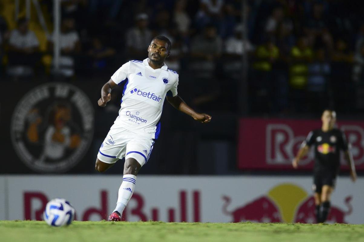 Bragantino x Cruzeiro: fotos do amistoso no estdio Nabi Abi Chedid, em Bragana Paulista, no interior de So Paulo