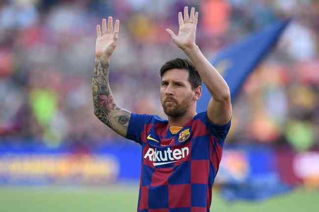 Messi est fora do Barcelona por obstculos 'econmicos e estruturais'