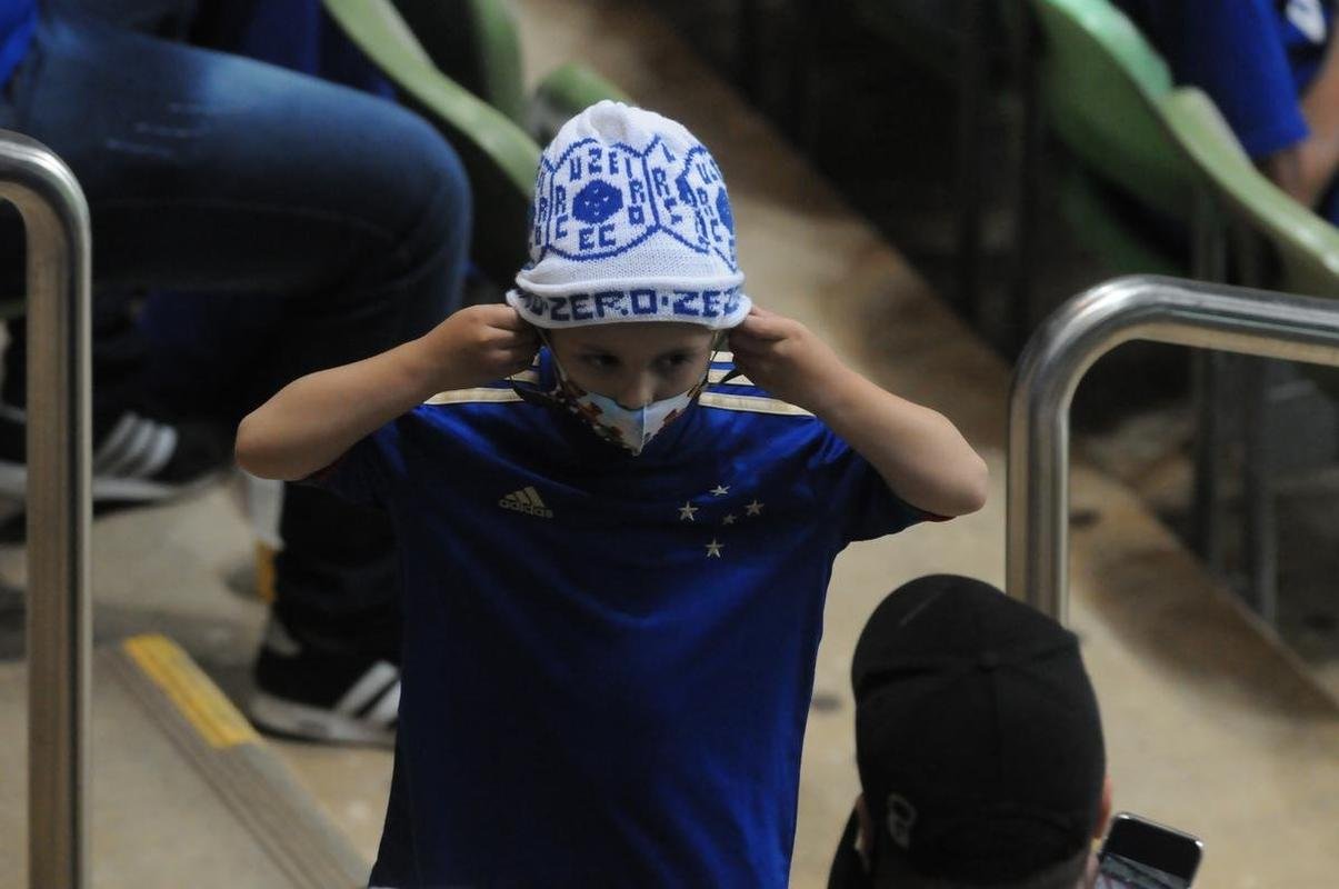 Fotos do jogo entre Cruzeiro e Botafogo, no Independncia, pela 30 rodada da Srie B do Campeonato Brasileiro