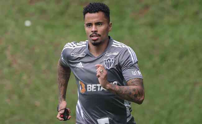 Allan foi alvo do Palmeiras e agora  do Flamengo