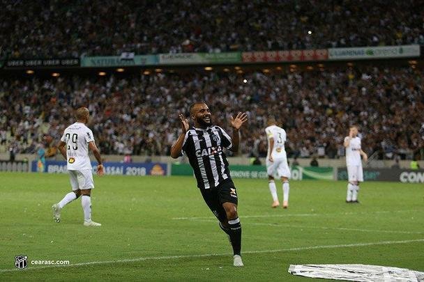 No Castelo, o Atltico perdeu por 2 a 1 para o Cear, em jogo da 31 rodada do Brasileiro