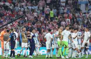 Fotos da festa da Seleo Argentina aps vitria por 3 a 0 sobre a Crocia pela semifinal da Copa do Mundo do Catar