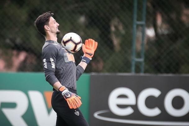 Em busca de reação na Libertadores, Atlético treinou na tarde deste domingo, na Cidade do Galo, antes de viagem para Montevidéu, local da partida contra Nacional