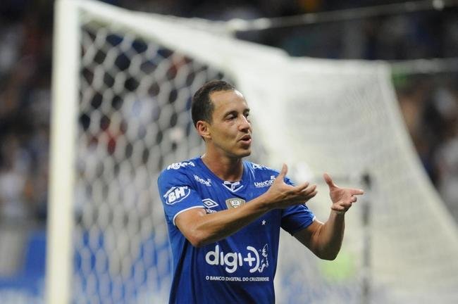 Veja fotos do jogo entre Cruzeiro e Patrocinense