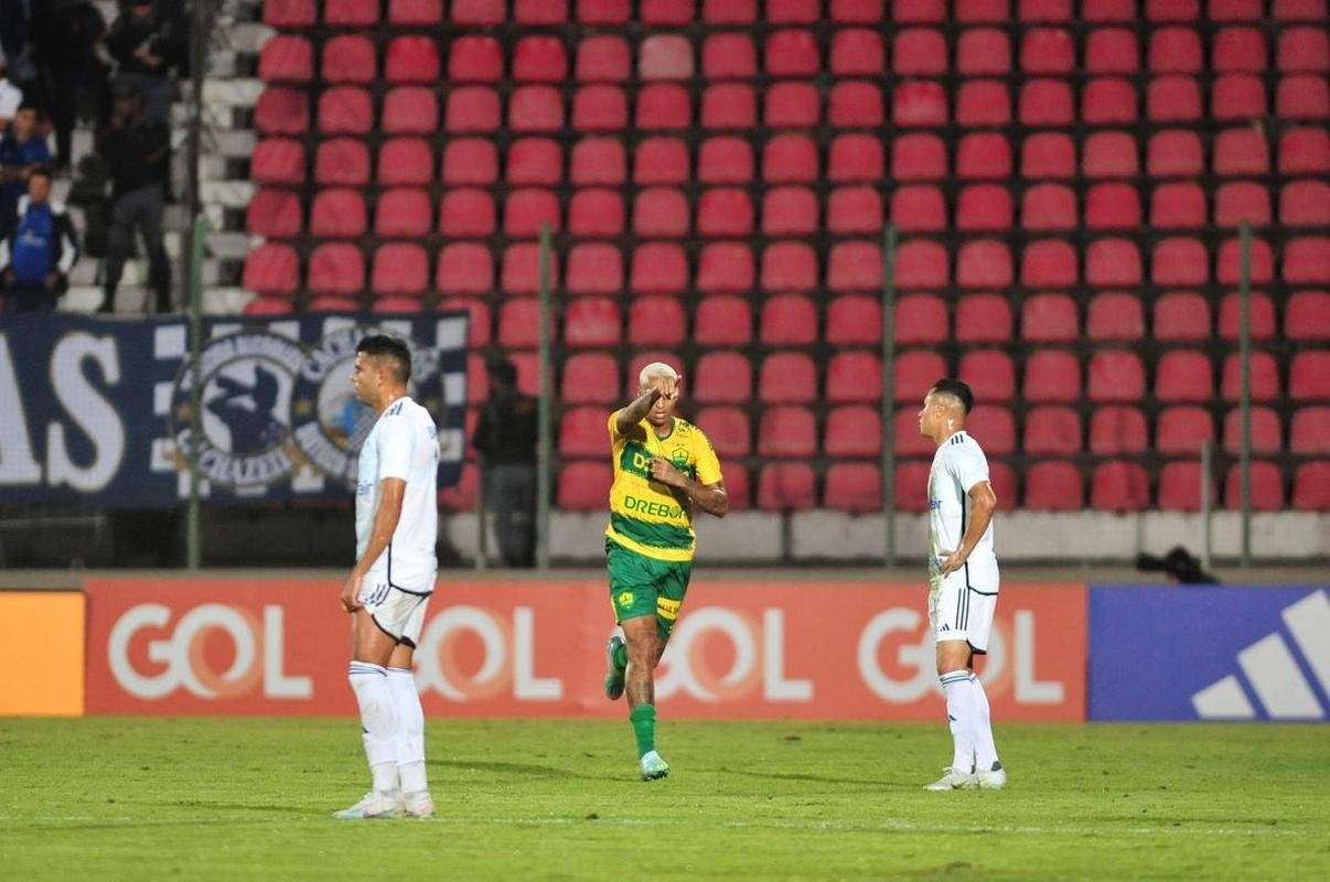 Cruzeiro x Cuiab: fotos do jogo na Arena do Jacar, em Sete Lagoas