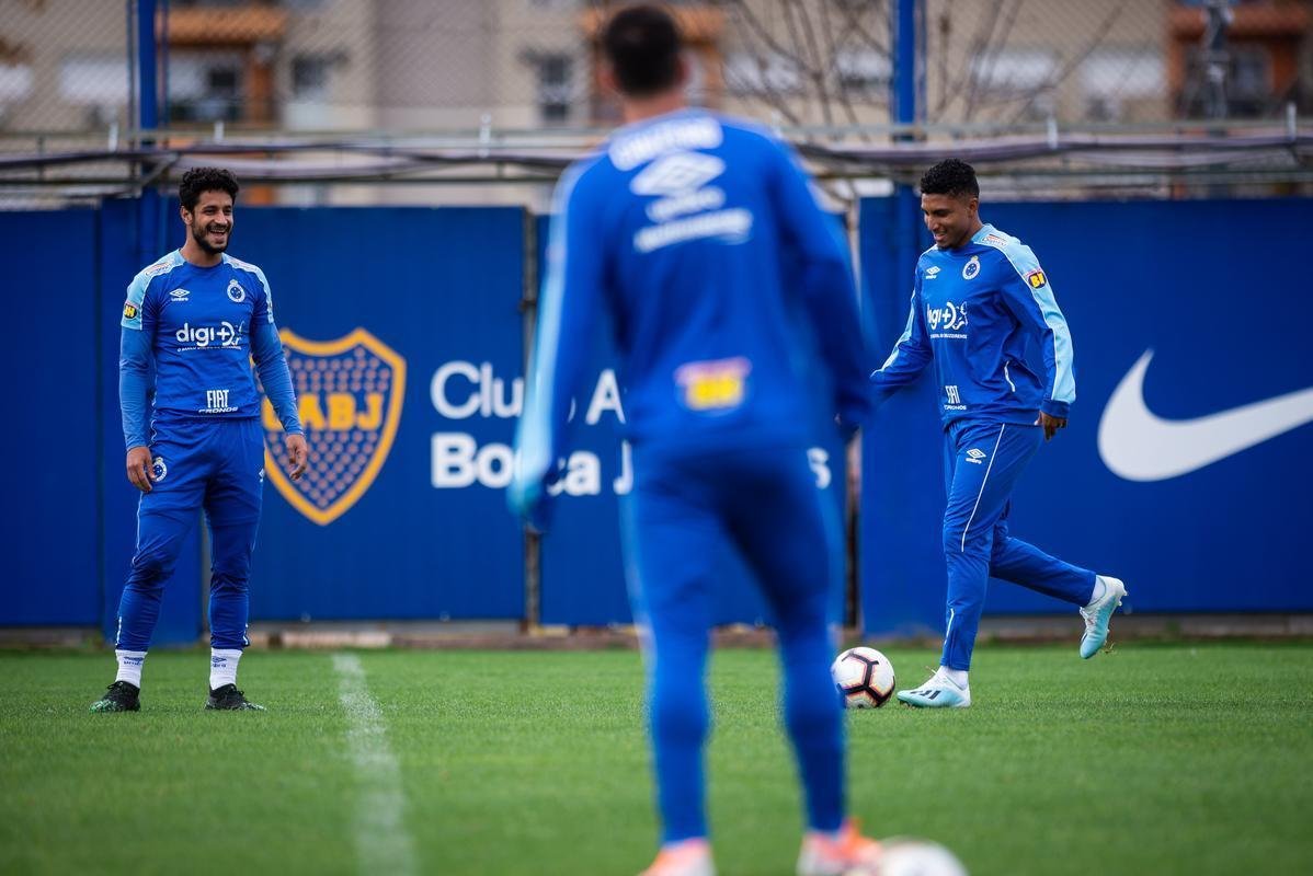 De olho em jogo contra o River Plate pela Copa Libertadores, Cruzeiro treinou na tarde desta segunda-feira no CT do Boca Juniors