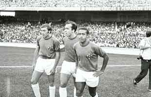 27/10/1968 - Os jogadores Cruzeiro Natal, Tosto e Dirceu Lopes.