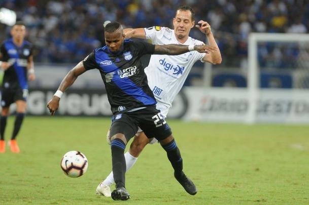 Equipes se enfrentaram pela sexta rodada do Grupo B da Copa Libertadores