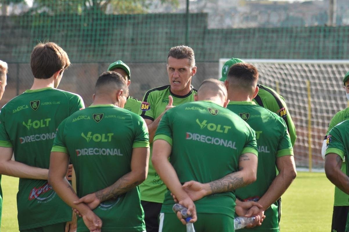 Treinamentos do Coelho para enfrentar o Internacional pela Srie A