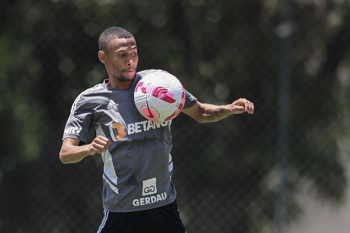 Fotos do treino do Atltico, que teve Hulk em campo 