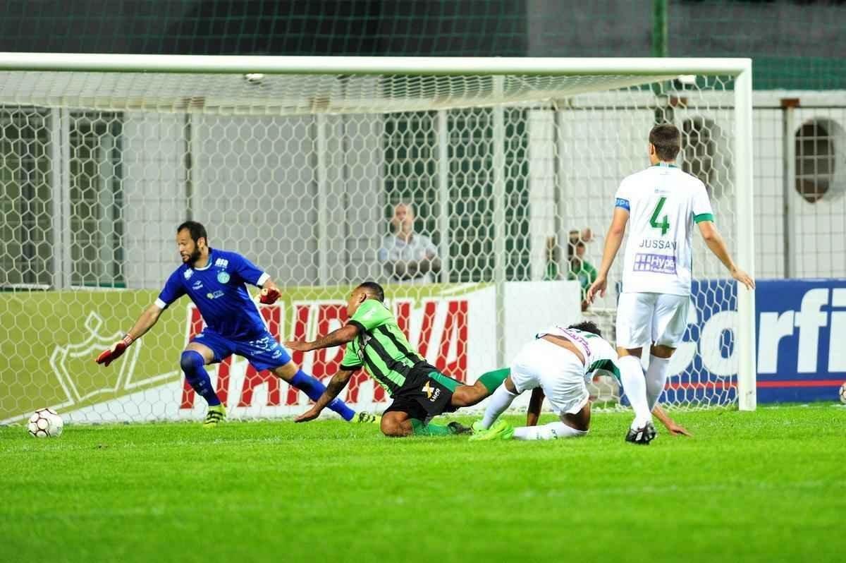 Amrica e Guarani se enfrentaram, no Horto, pela 14 rodada da Srie B do Campeonato Brasileiro