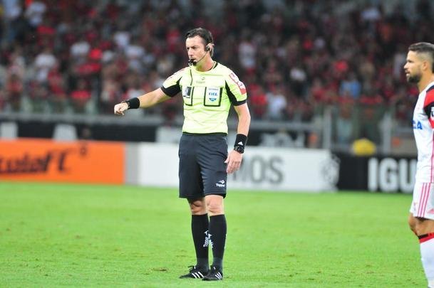 Amrica e Flamengo se enfrentam, no Mineiro, pela 35 rodada do Campeonato Brasileiro