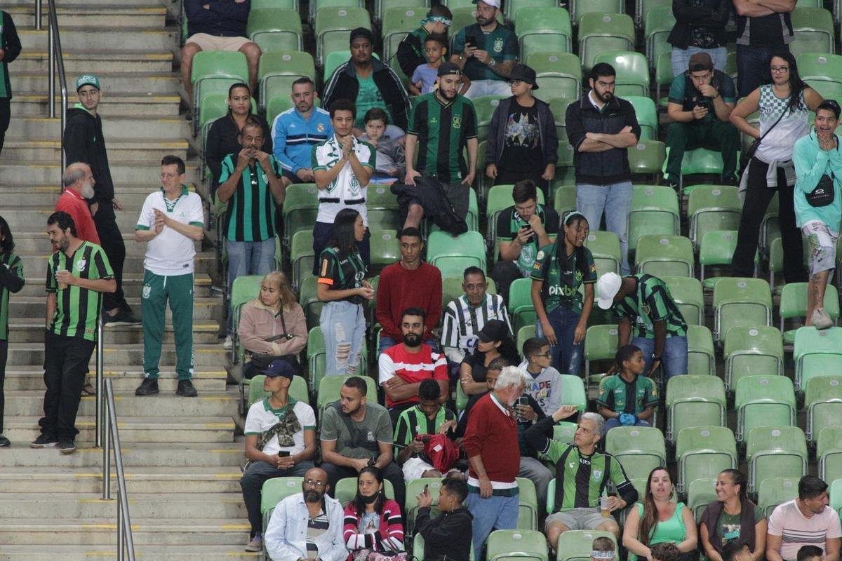 Fotos da torcida do Amrica, no Independncia, durante o jogo contra o CSA pela terceira fase da Copa do Brasil