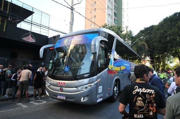 Seleo Argentina chegou a Belo Horizonte para jogo contra o Brasil