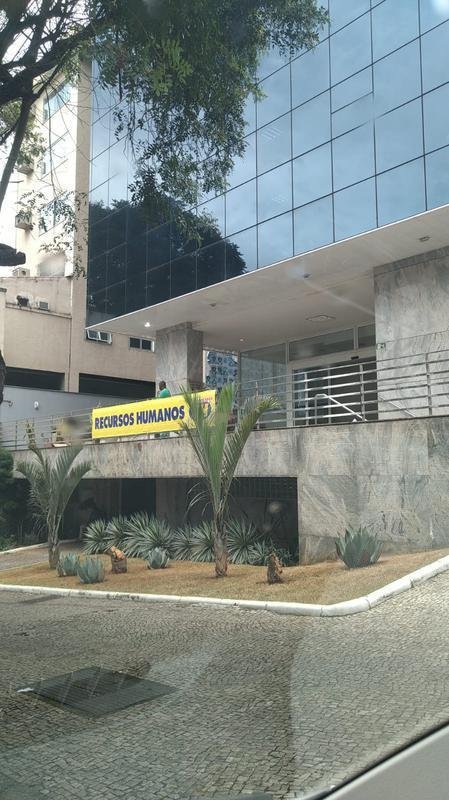 Supermercados BH já utiliza o prédio da antiga sede administrativa do Cruzeiro