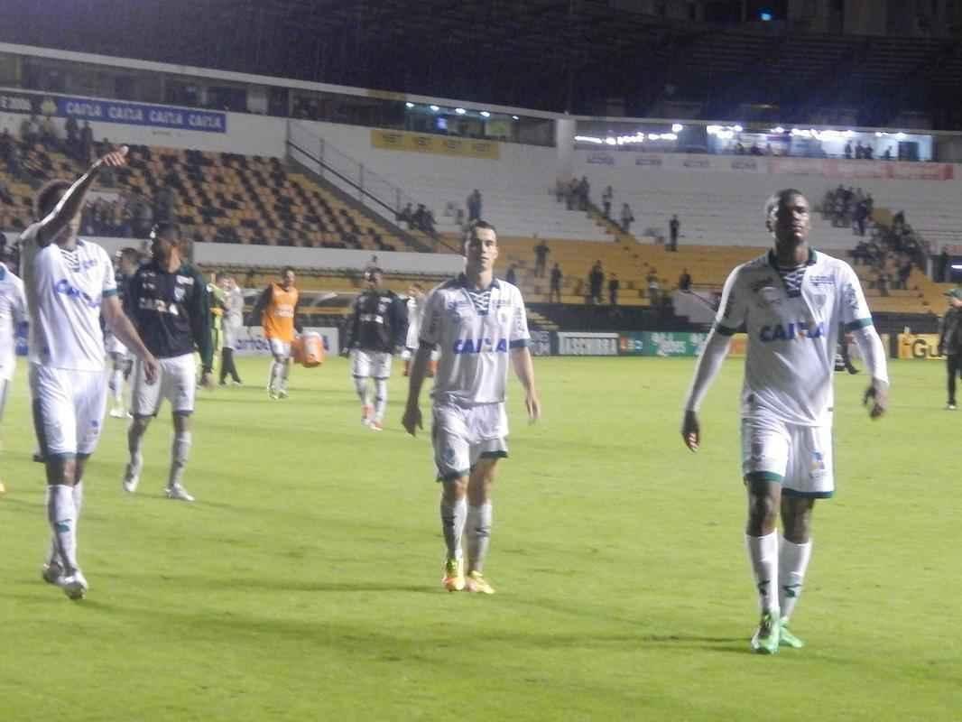 Fotos da vitria de virada do Amrica sobre o Cricima no Estdio Heriberto Hulse, em Cricima, pela Srie B