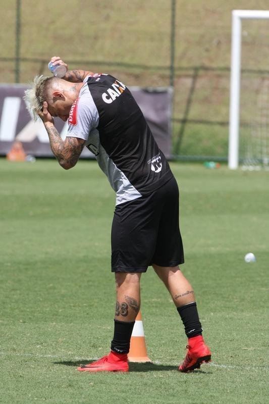 Imagens do treino do Atltico