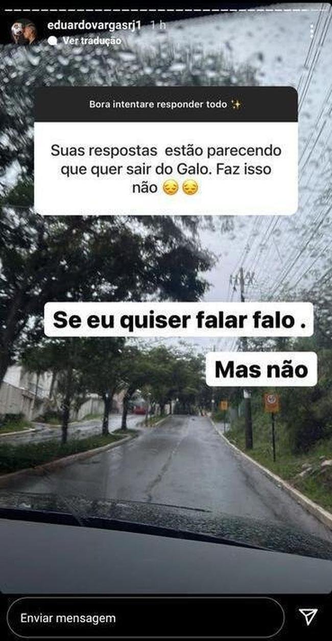 Nos stories do Instagram, Eduardo Vargas respondeu torcedores e falou sobre sua permanncia no Atltico