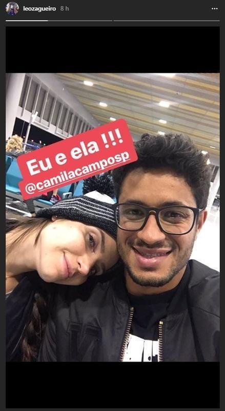 Zagueiro Leo, ao lado da esposa Camila Campos, registrou seu 'pr-embarque' no Aeroporto de Confins