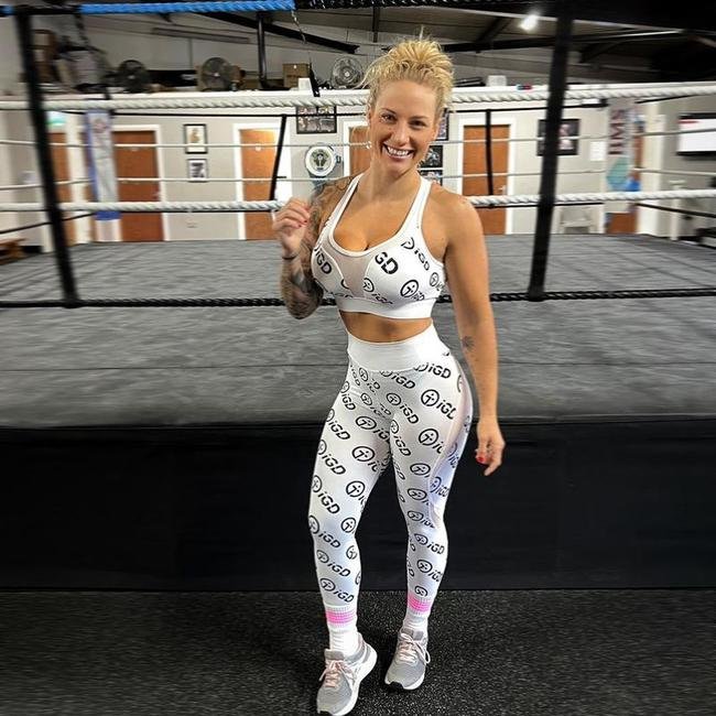 Fotos da boxeadora australiana Ebanie Bridges