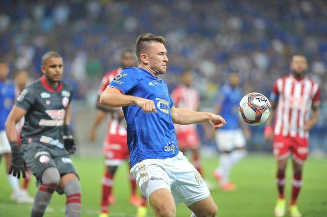 Fotos do jogo entre Cruzeiro e Nutico, no Mineiro, que marcou as despedidas de Rafael Sobis e Ariel Cabra.