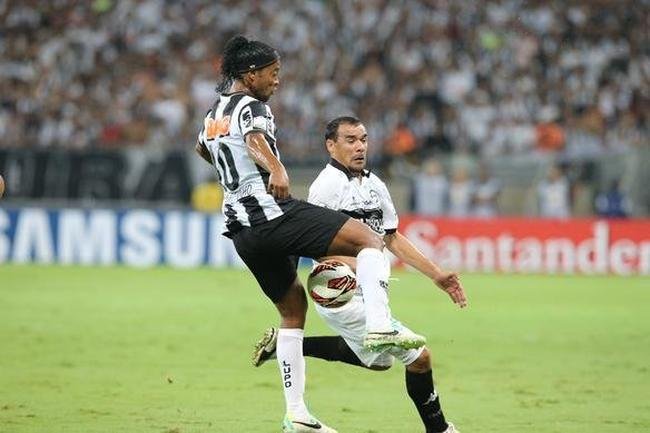 Imagens da deciso entre Atltico e Olimpia