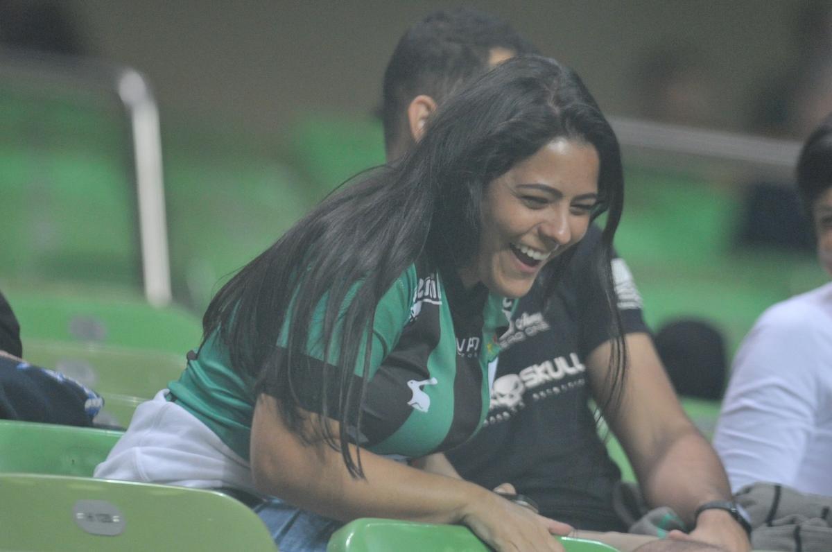 Torcedores do Amrica na partida contra o Internacional, no Independncia, pela 15 rodada do Brasileiro