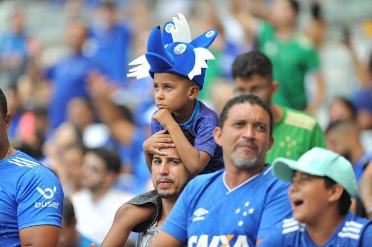 Fotos das torcidas de Athletic e Cruzeiro, no Mineiro, em Belo Horizonte, pela semifinal do Campeonato Mineiro