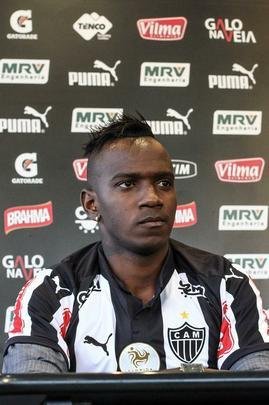 Veja imagens da apresentação de Hyuri, Erazo e Juan Cazares, novos reforços do Atlético