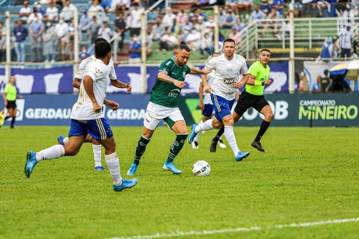 Fotos do jogo entre Caldense e Cruzeiro