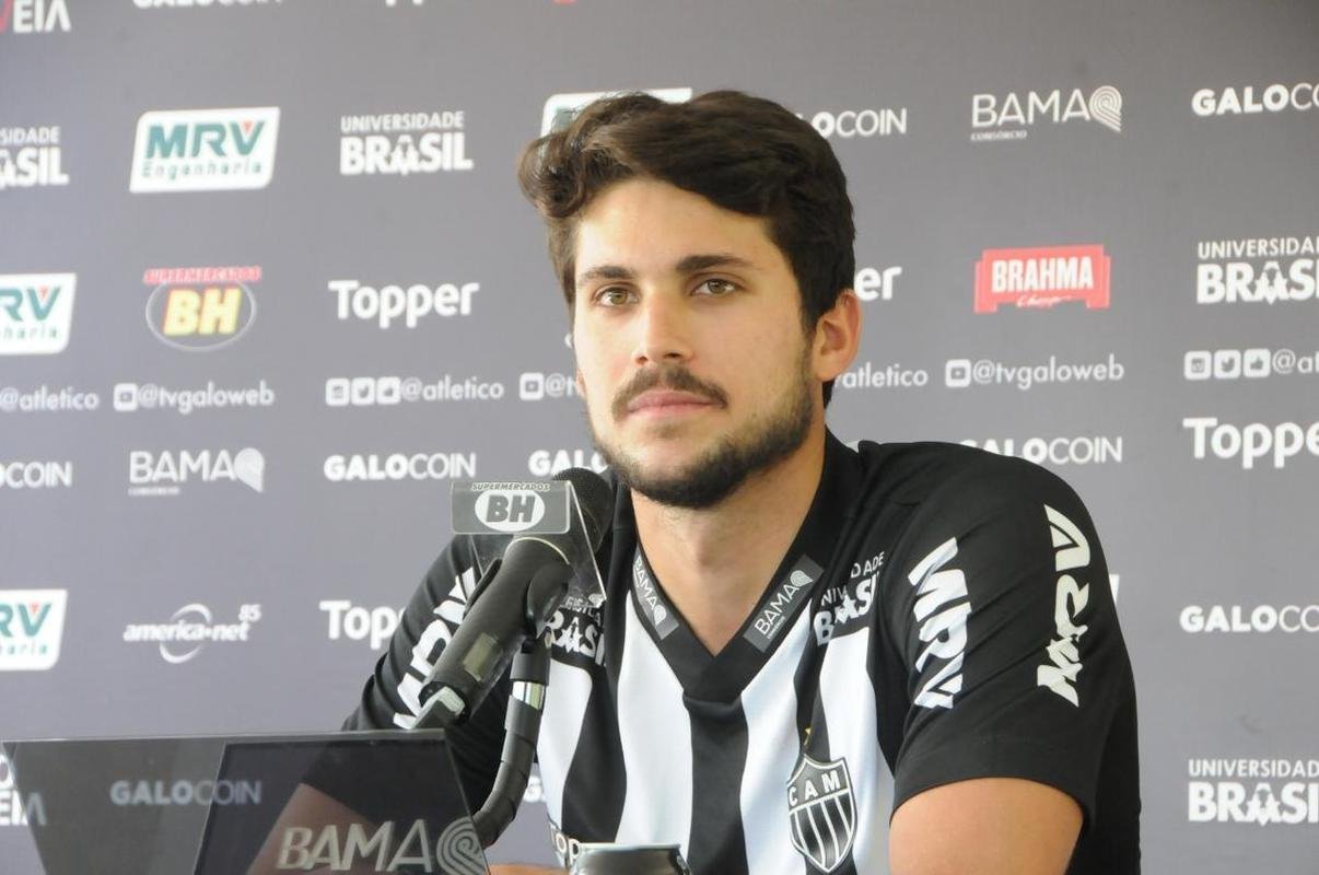 Defensor Igor Rabello deixou o Botafogo para assinar por cinco anos com o Atltico 