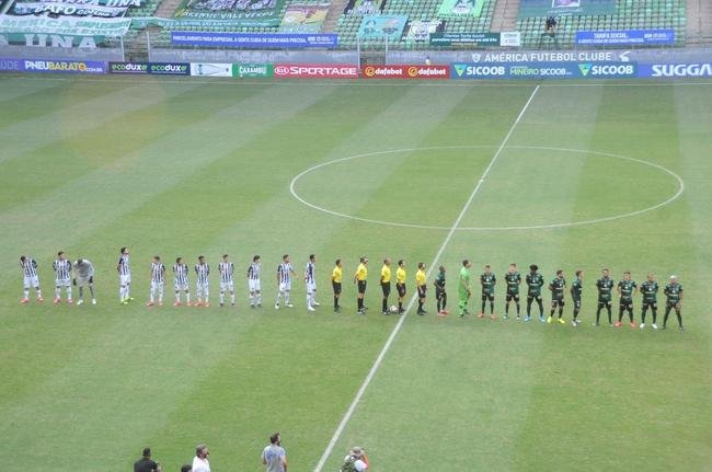 Fotos do jogo de ida da final do Campeonato Mineiro, entre Amrica e Atltico, no Independncia, em Belo Horizonte
