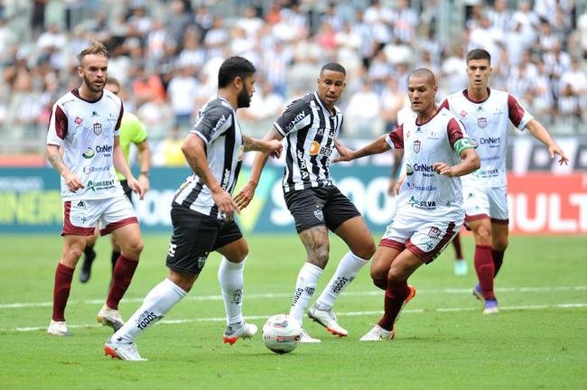 Fotos do jogo entre Atltico e Patrocinense, pelo Campeonato Mineiro