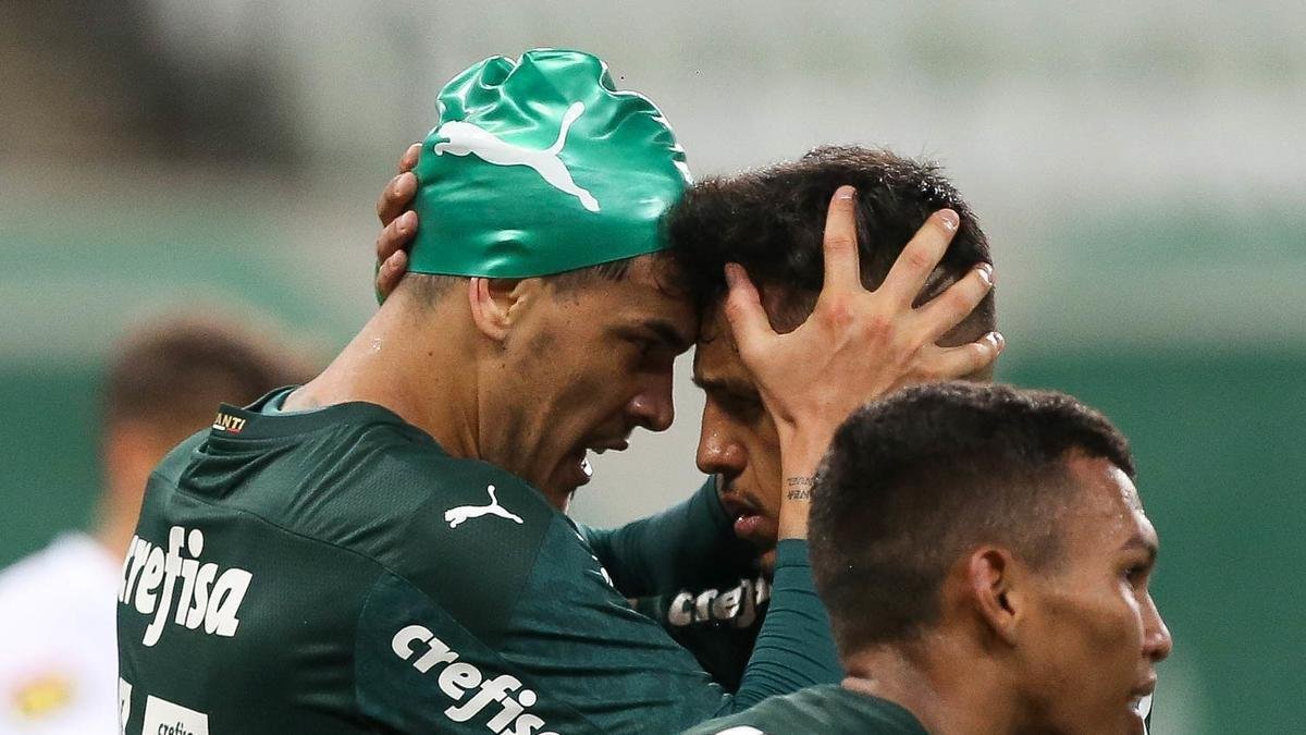 Palmeiras e Amrica se enfrentaram nesta quarta-feira (23), em partida de ida das semifinais da Copa do Brasil. O confronto foi realizado no Allianz Parque, em So Paulo. Na prxima quarta-feira (30), as equipes se reencontram no Independncia, em Belo Horizonte, s 21h30.