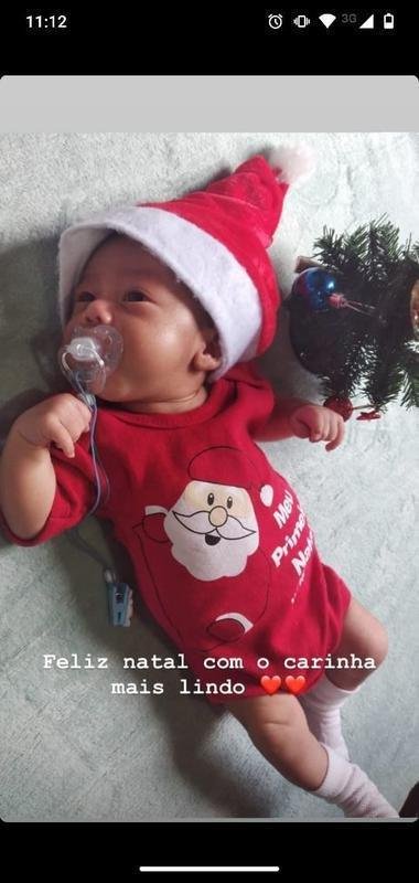 Claudinho comemorou a chegada do filho