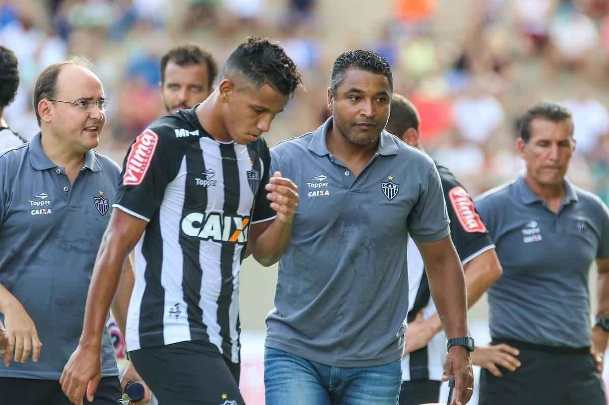 Com dois gols de Danilo e um de Otero, Atltico goleou o Tombense por 3 a 0 pelo Estadual